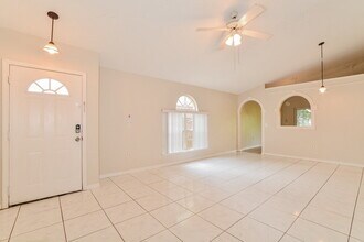 8684 Foley Dr in Orlando, FL - Building Photo - Building Photo