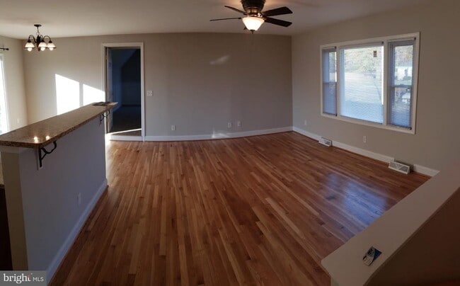 property at 123 Little Whim Rd