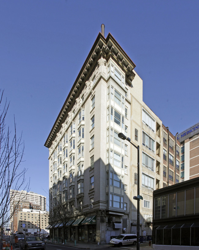 201 N Broad St in Philadelphia, PA - Foto de edificio - Building Photo