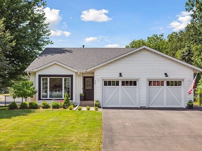 407 Wedgewood Dr in St. Paul, MN - Building Photo - Building Photo