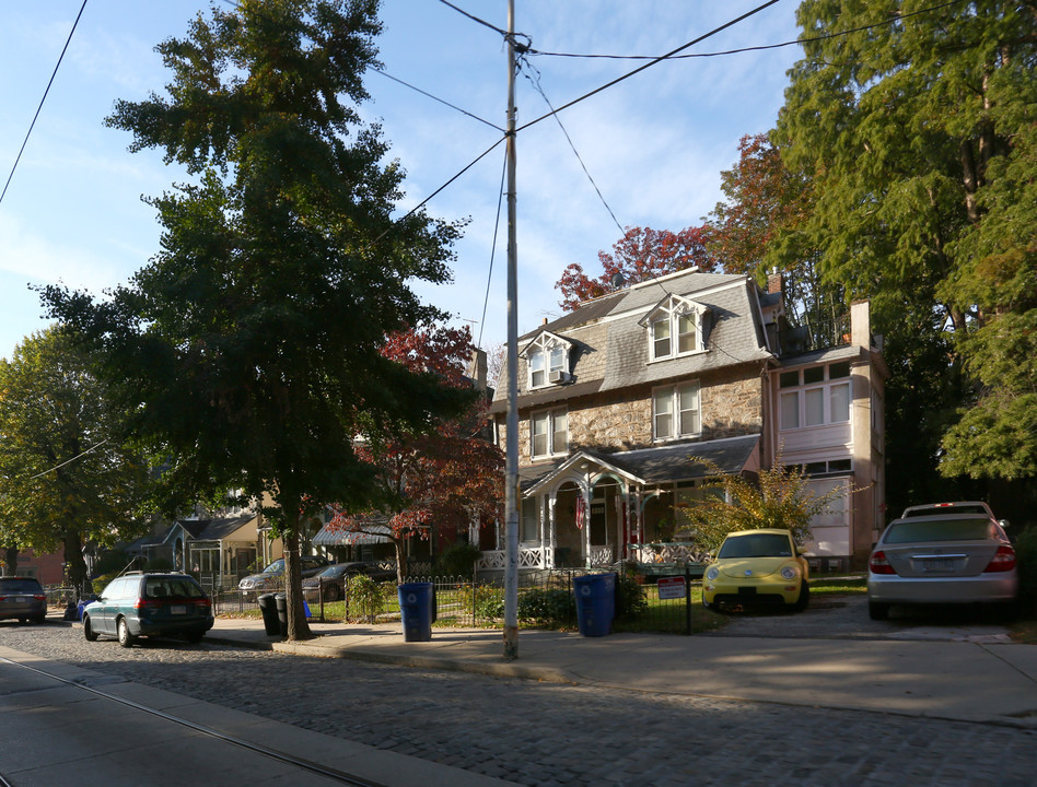 Multi-family Victorian in Philadelphia, PA - Building Photo