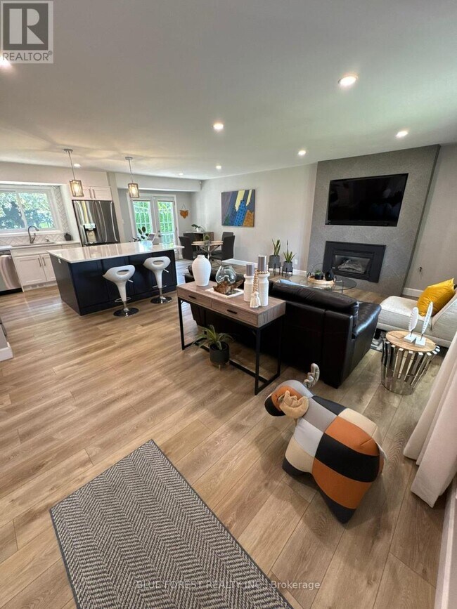 15 Southland Dr in London, ON - Building Photo - Building Photo