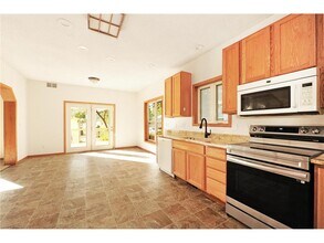 1065 23rd Ave SE in Minneapolis, MN - Building Photo - Building Photo