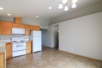 4510 Muris Ln in Pasco, WA - Building Photo - Building Photo