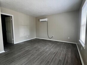 2122 21st St in Lubbock, TX - Building Photo - Building Photo