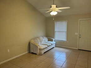 140 Lanier Dr in Statesboro, GA - Building Photo - Building Photo