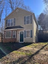 9117 Belaire St in Gainesville, GA - Building Photo