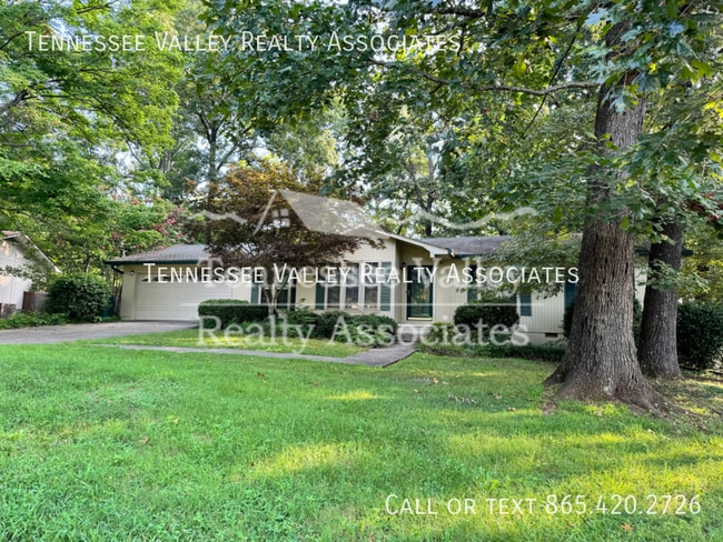 1622 Colonade Rd in Knoxville, TN - Building Photo - Building Photo
