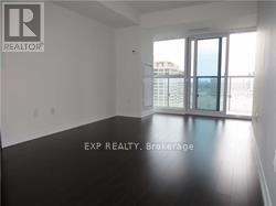 386 Yonge St in Toronto, ON - Building Photo - Building Photo