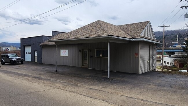 property at 308 Jackson Ave