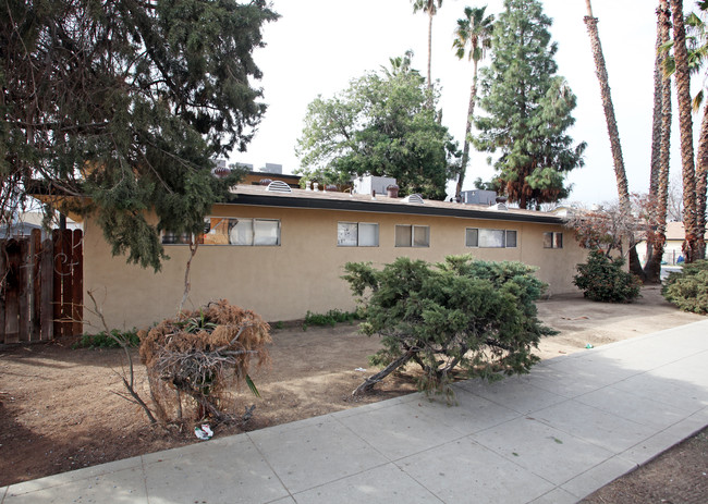 1123 Inyo St in Bakersfield, CA - Foto de edificio - Building Photo