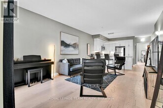 604 Brian Good Ave in Ottawa, ON - Building Photo - Building Photo