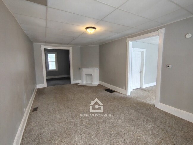 903 College Dr, Unit 1 in Anderson, IN - Building Photo - Building Photo