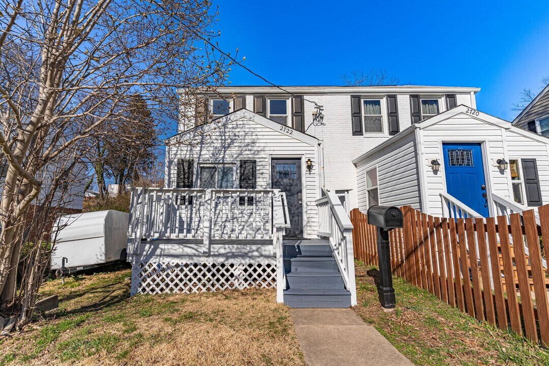 2722 Jefferson Dr in Alexandria, VA - Building Photo