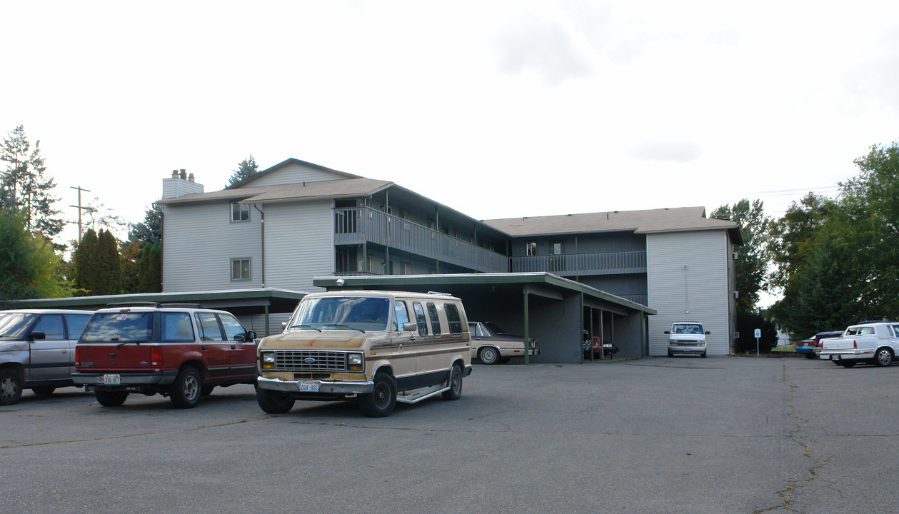 320 S Elizabeth Rd in Spokane, WA - Building Photo