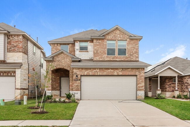 7915 Cypress Country Dr