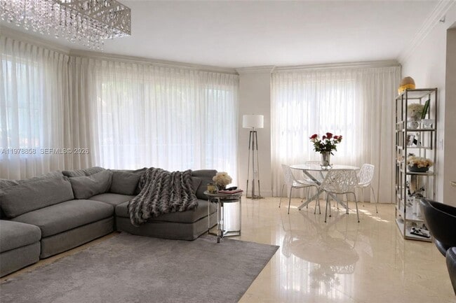 20000 E Country Club Dr in Aventura, FL - Foto de edificio - Building Photo