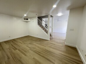 459 Rumford Pl in Henderson, NV - Building Photo - Building Photo