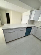 5151 SW 121st Terrace in Cooper City, FL - Foto de edificio - Building Photo