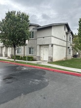 600 Hosking Ave, Unit A in Bakersfield, CA - Building Photo - Building Photo