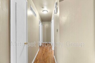 1364 Farmview Ave in St. Louis, MO - Building Photo - Building Photo