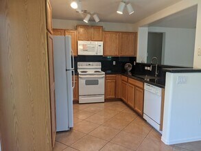1242 W Roosevelt Ave in Coolidge, AZ - Building Photo - Building Photo