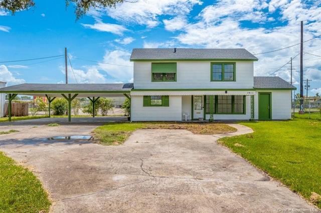 1911 Elm St in Lake Charles, LA - Building Photo