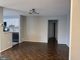 317 Homeland Southway in Baltimore, MD - Building Photo