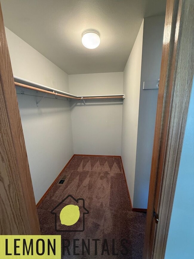 407 N 75th Ave in Yakima, WA - Building Photo - Building Photo