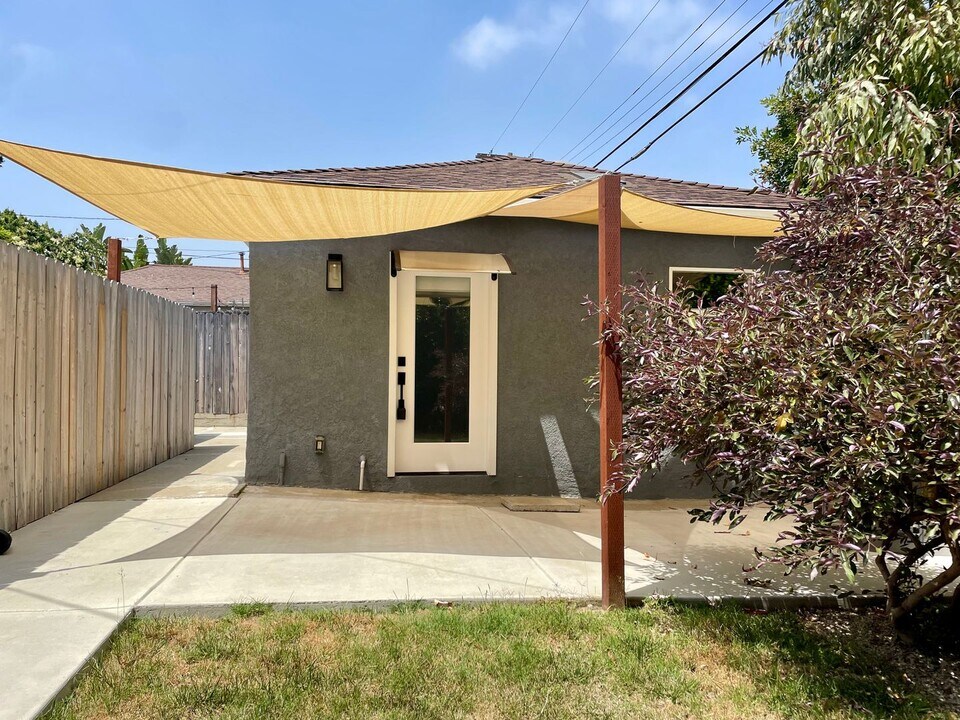 4232 Verdugo Rd in Los Angeles, CA - Building Photo