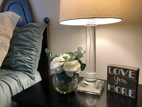 The Wellington Senior Living 55+ in St. Paul, MN - Foto de edificio - Building Photo