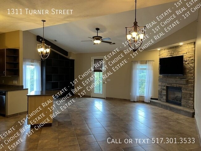 1311 Turner Rd in Lansing, MI - Building Photo - Building Photo