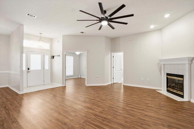 4206 Shadow Ln in Niceville, FL - Building Photo - Building Photo