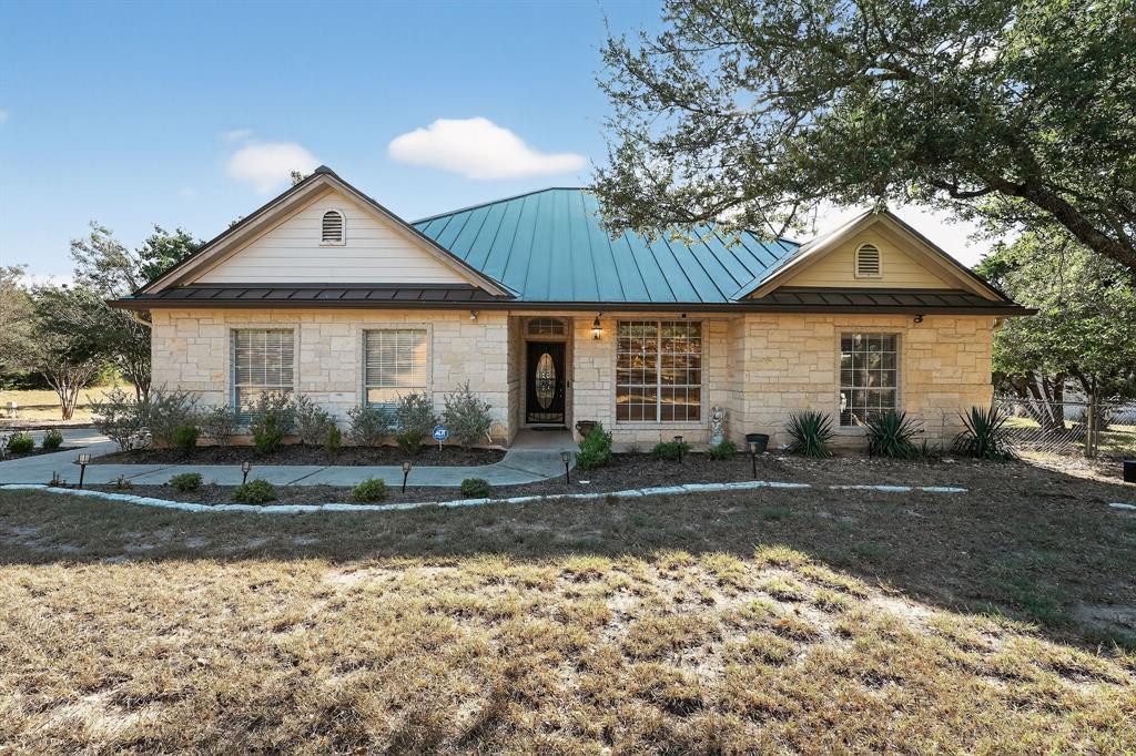 1021 Westland Ridge Rd in Dripping Springs, TX - Building Photo