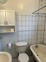 6515 Bartmer Ave, Unit 1 in University City, MO - Building Photo