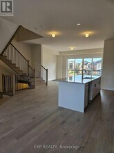 3185 Sixth Line in Oakville, ON - Building Photo - Building Photo