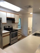 1006 Beekman Rd in Hopewell Junction, NY - Building Photo - Building Photo