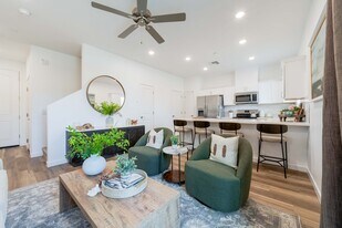Villas at 91st in Tolleson, AZ - Building Photo