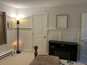 782 Oronoke Rd in Waterbury, CT - Building Photo - Building Photo
