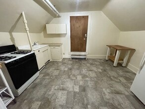 1236 C St in Lincoln, NE - Building Photo - Building Photo