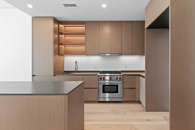 610 Davis St, Unit 5206 in Austin, TX - Foto de edificio - Building Photo