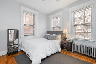 70 Phillips St, Unit 1 in Boston, MA - Building Photo - Building Photo