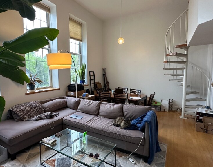 35 Walden St, Unit 3F in Cambridge, MA - Building Photo