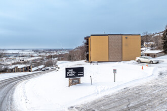 The Overlook in Duluth, MN - Building Photo - Building Photo