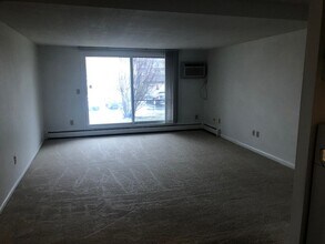 1620 MN-36 in Roseville, MN - Building Photo - Building Photo