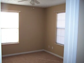 4051 Darwin Way in Knoxville, TN - Building Photo - Building Photo