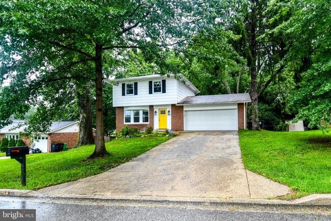 11004 Tyrone Dr in Upper Marlboro, MD - Building Photo - Building Photo