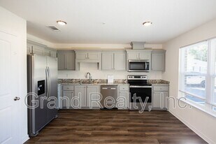 6297 Holland Rd in Milton, FL - Building Photo