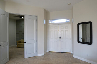 79125 Kristen Ct in La Quinta, CA - Building Photo - Building Photo