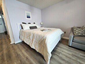 935 S Atlantic Ave, Unit 420 in Daytona Beach, FL - Building Photo - Building Photo